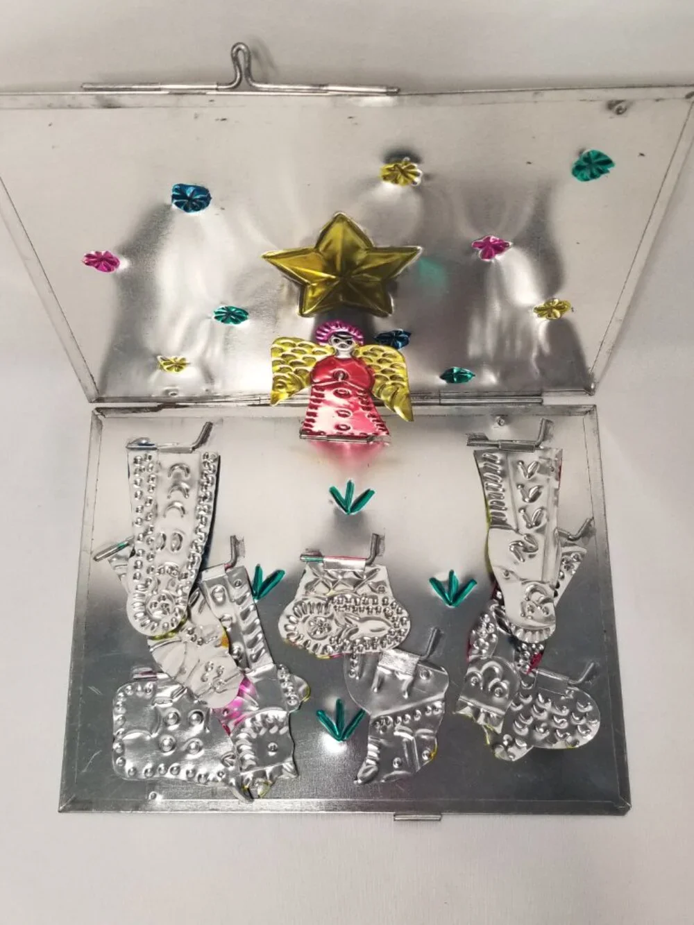 Mexican Folk Art Punched Tin Folding Pop Up Nativity Scene Hand Painted Display